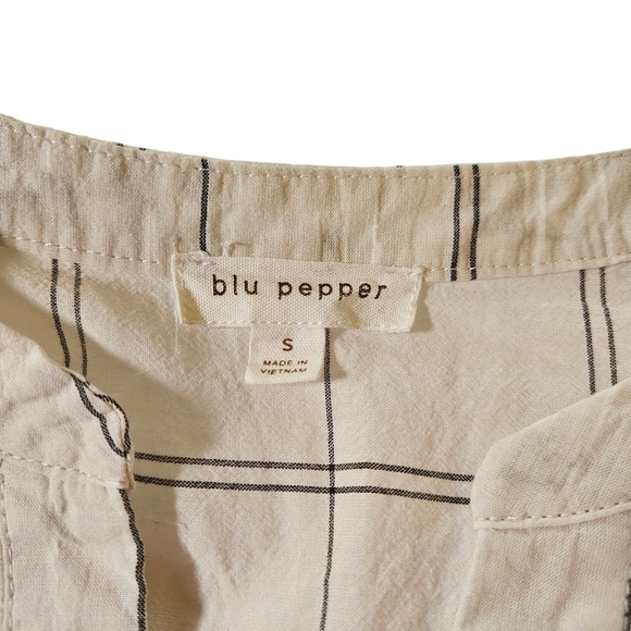 Blu Pepper Linen Style Short Sleeve Blouse, Ivory With Black Stripes, Small - Picture 7 of 11